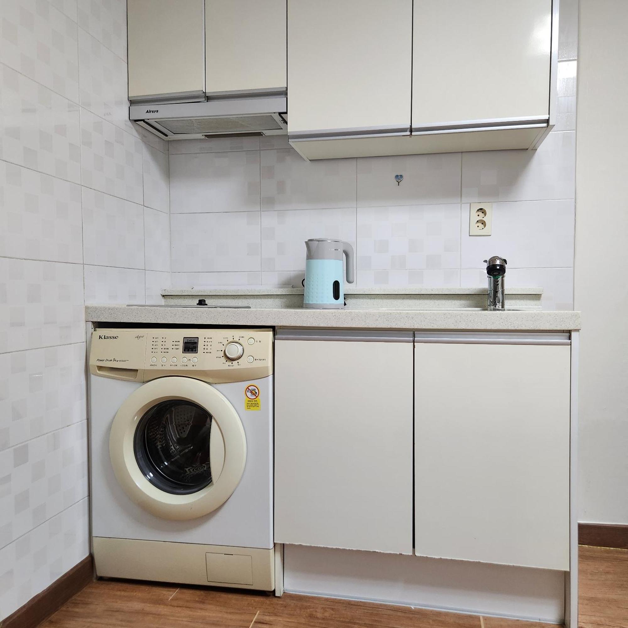 #mangnidan Street #mangwon #han River Park #full Option #one
